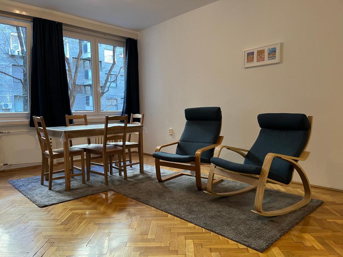 Ferienwohnung Bauhaus Flat In Amazing Location Budapest Exterior foto